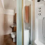 Madamin Aparthotel 3*
