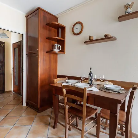 Madamin Aparthotel