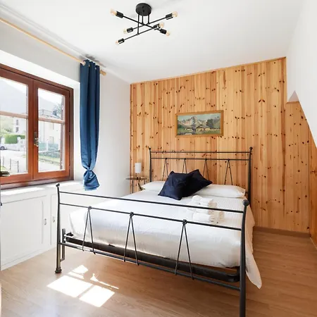 Hotel apartamentowy Madamin *