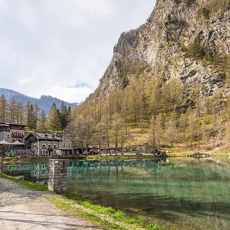 Aparthotel Madamin Fenestrelle