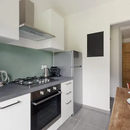 아파트호텔 Madamin