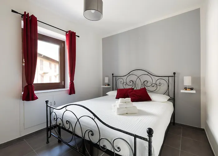 Madamin Aparthotel 3*