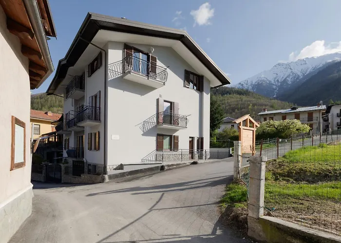 Madamin Aparthotel 3*
